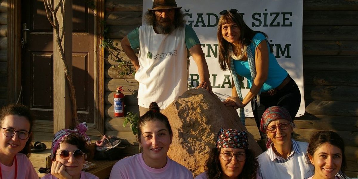 ‘KARA ELMAS’ OLARAK ADLANDIRILAN TRÜF MANTARI, MUĞLA’DAKİ DAR GELİRLİ ÖĞRENCİLERİN EĞİTİMİ İÇİN YETİŞTİRİLMEYE BAŞLANDI. (DHA)