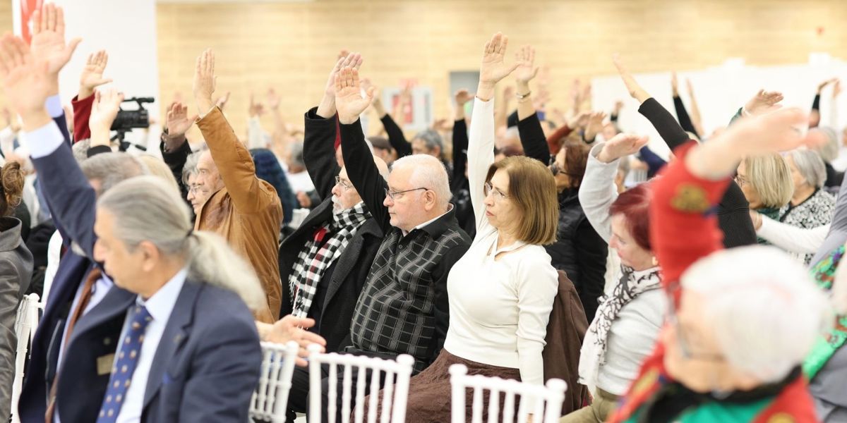  MENTEŞE'DE EKOLOJİK GERONTOLOJİ VE YAŞLANMA ETKİNLİĞİ DÜZENLENDİ