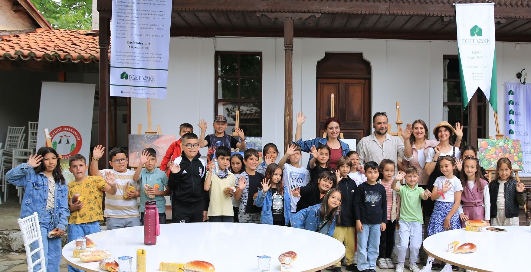 MENTEŞE'DE ÇOCUKLAR TOPRAKLA BULUŞTU